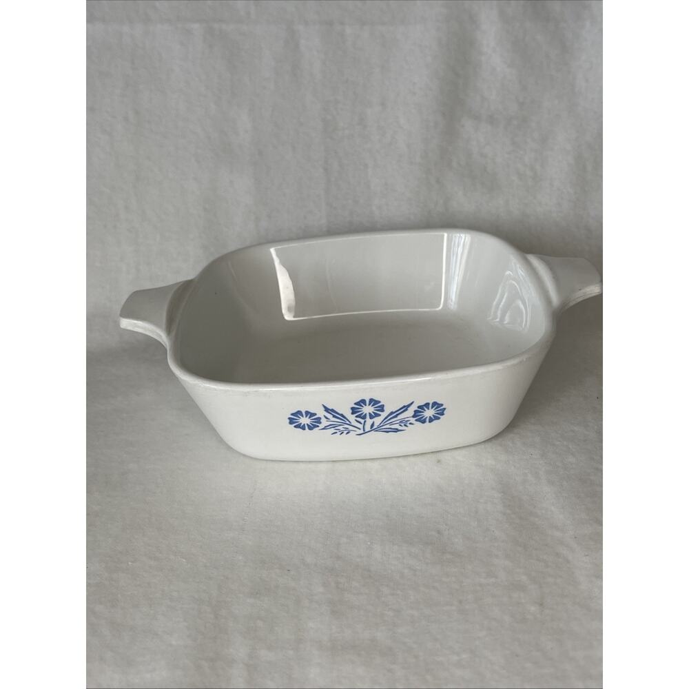 Vintage Corning Ware Blue Cornflower 1-3/4 Cup Casserole P-41-B
